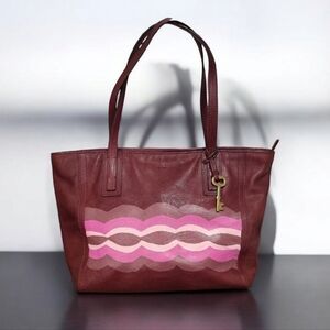 Fossil Stylish Burgundy LeatherTote Bag With Unique Pink Monochromatic Design